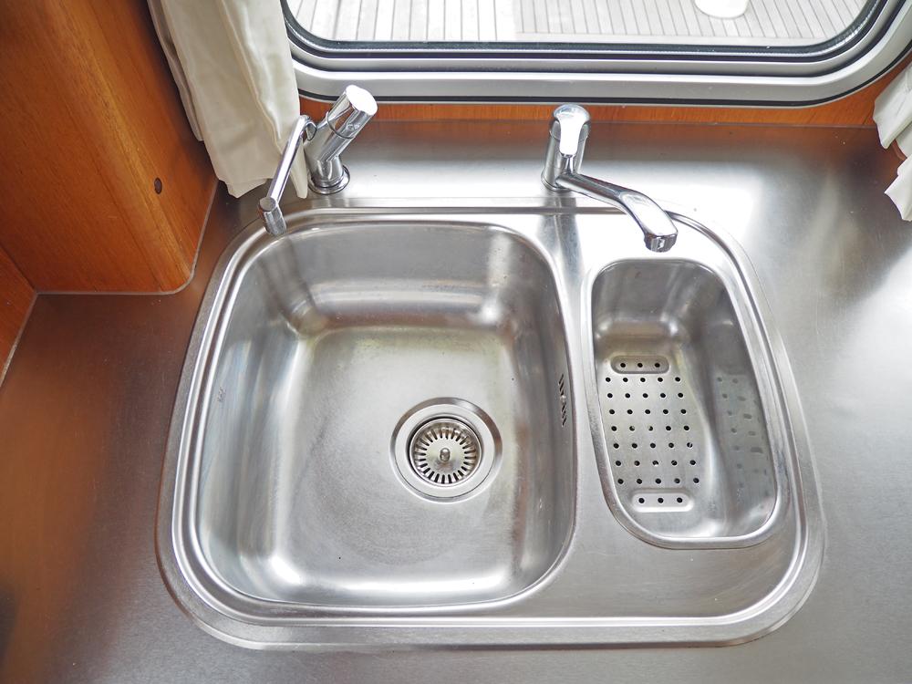 Stuurhuis, Accommodatie